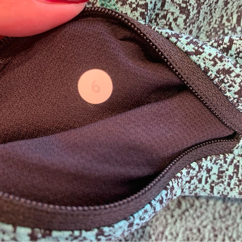 Lululemon Pace Rival Crop Power Luxtreme Spray Jacquard Bali Breeze Black Size 6 - Picture 9 of 9